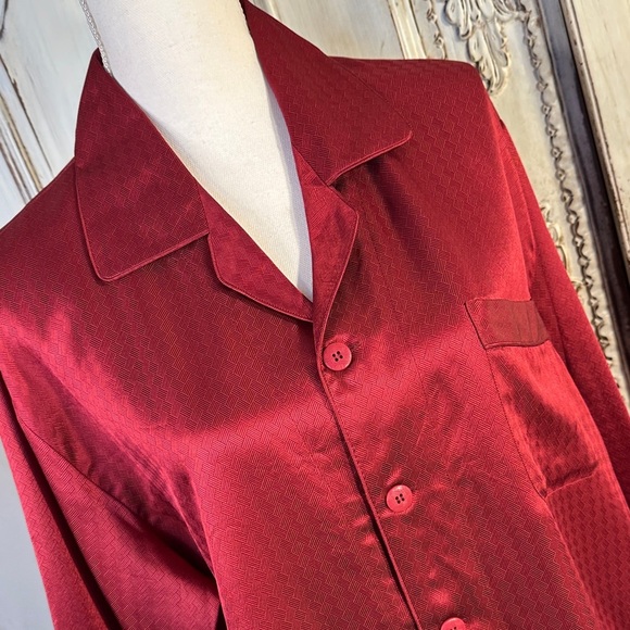 Silk Hemp Life Red Silk Satin Button-Up Pajama Top Button Down Shirt - Picture 3 of 12